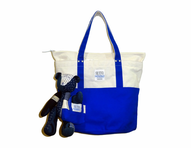 ZIP TOP TOTE