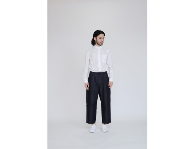 【 WIDE TUCK TROUSERS 】